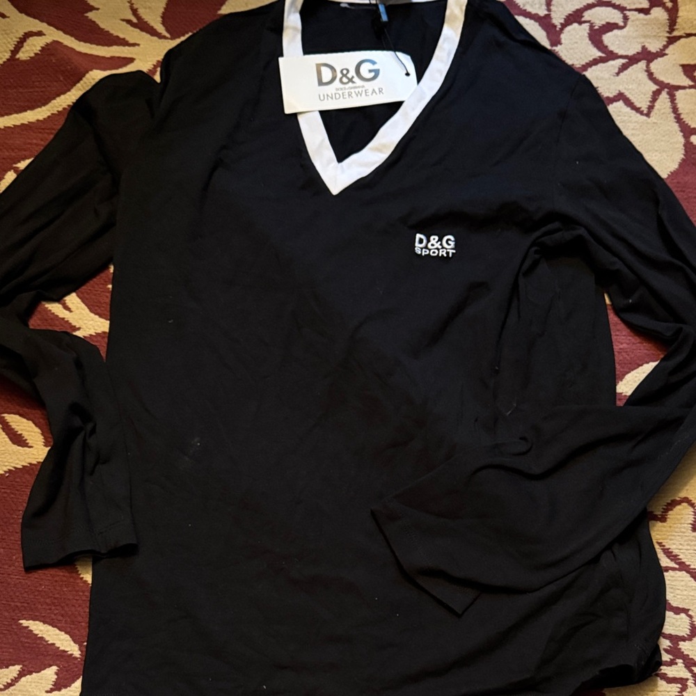 D&G Black V‑Neck Sport Long Sleeve Shirt with White Trim